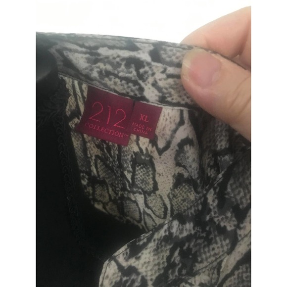 212 Collection Women Snakeskin  Ruffled Long Sleeves Blouse,XL - Picture 4 of 7